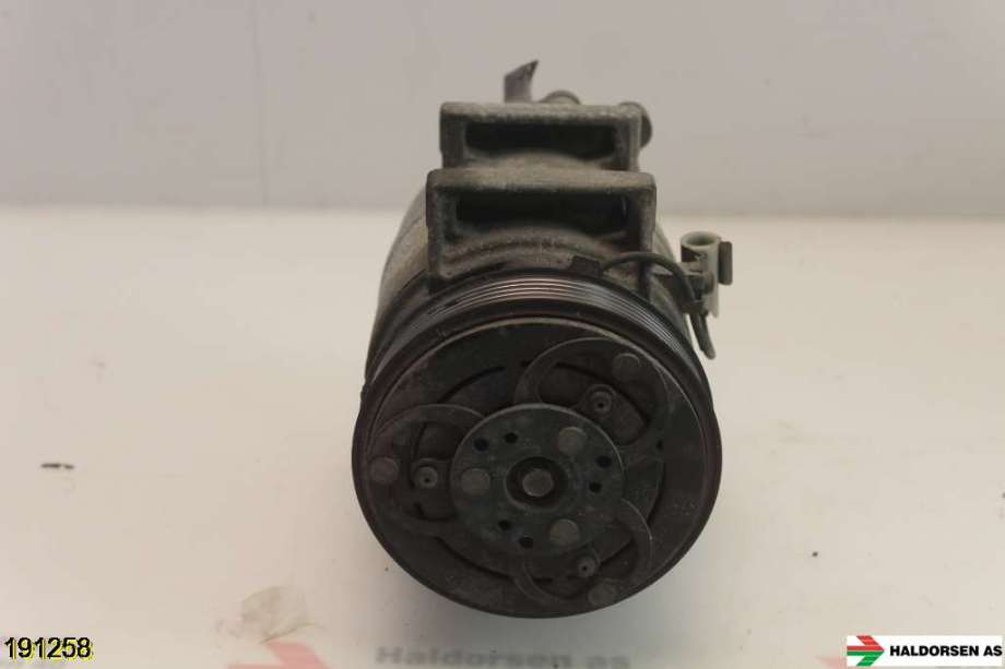 Aircondition kompressor til Volvo XC70 2001-2004 (Type I, Fase 1) (VOLVO|P8684287|)