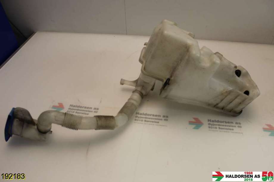 Spylertank til Škoda Superb 2008-2015 (Type II)  (SKODA|3T0 955 453|)