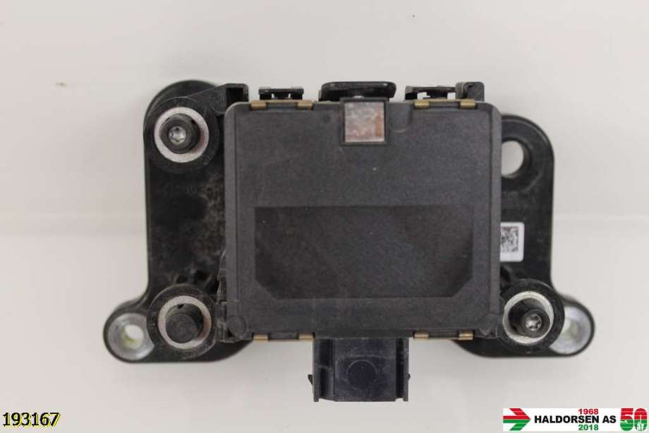 Sensor radar til Škoda Octavia 2017-2020 (Type III, Fase 2) (SKODA|3QF 907 561 A|)