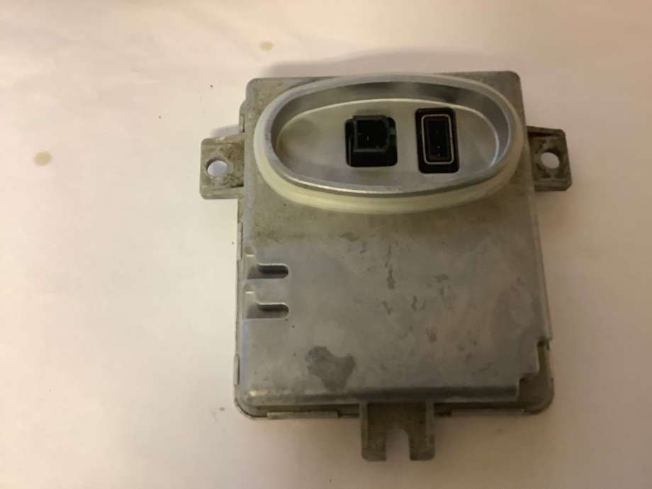 Styreenhet xenon/ballast til Volvo V70 2014-2016 (Type III, Fase 2)  (VOLVO|30744459|)