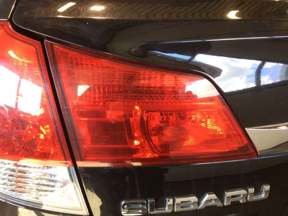 Baklykt venstre indre til Subaru Legacy, 2009-2015  (SUBARU|236-20073)