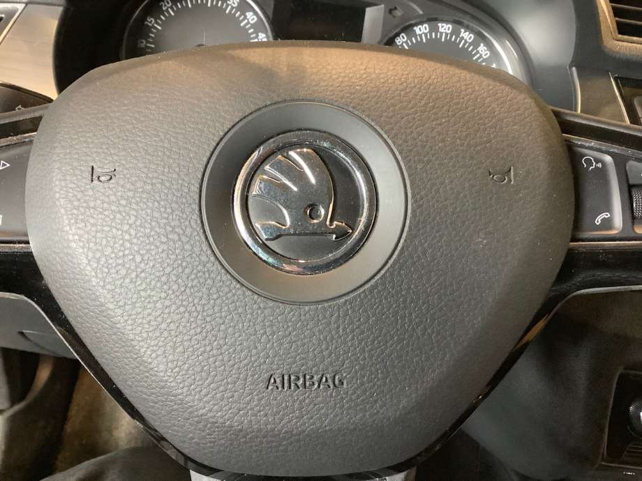 Airbag rattpute til Škoda Fabia, 2014-2021 (Type III) (SKODA|6V0 880 201 G 1QB)