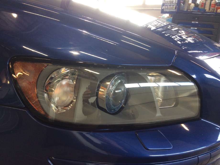 Frontlykt høyre halogen til Volvo V50 2004-2007 (Fase 1)  (VOLVO|80698890|)