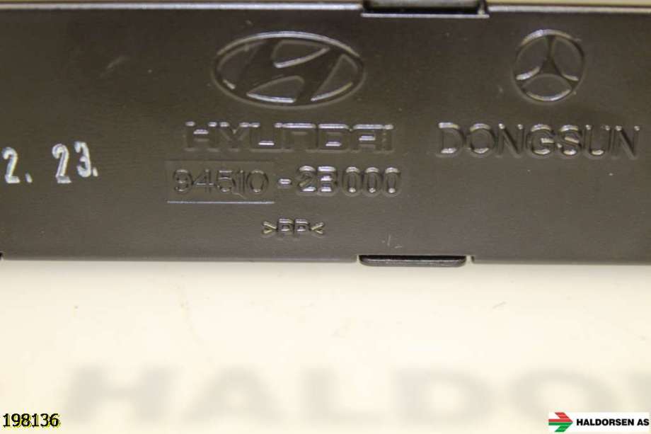 Instrument klokke til Hyundai Santa Fe 2006-2009 (Type II, Fase 1)  (HYUNDAI|94510-2B000|)