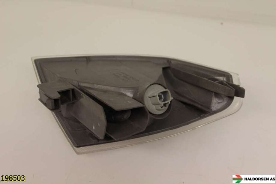Blinklykt høyre til Nissan X-Trail 2002-2007 (T30) (T30) (NISSAN|261348H700|261348H70A|)