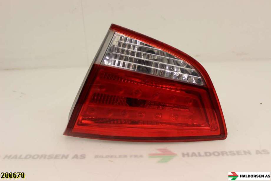 Baklykt høyre indre til Hyundai Ix35, 2010-2015  (IX35/TUCSON 11 (CZECH PLANT-EU|92406-2Y0)