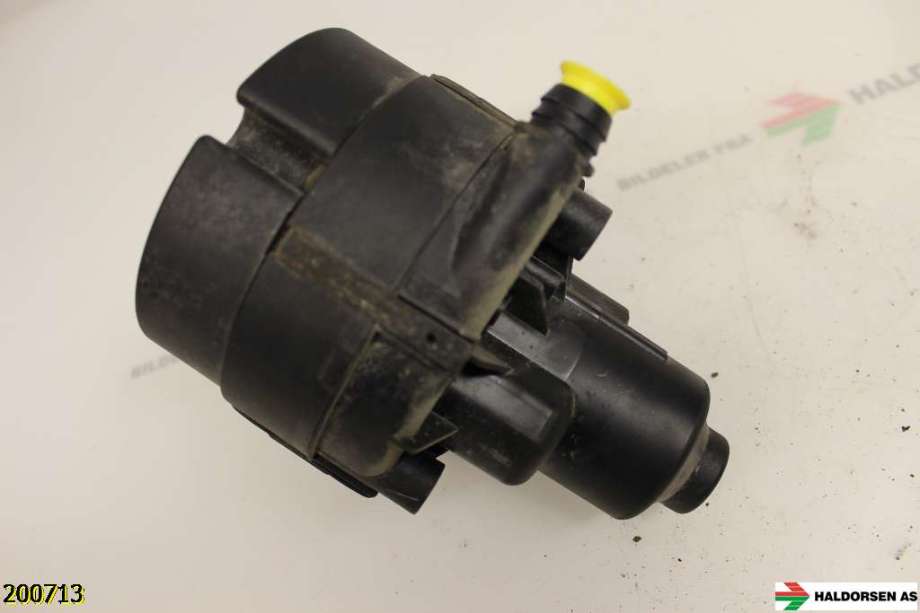 Diverse deler til Mazda RX-8 2003-2007  (MAZDA|N3H1-13-81XB|)
