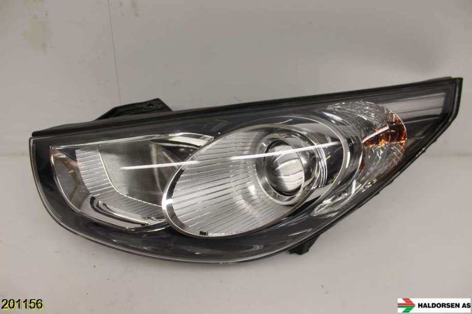 Frontlykt venstre halogen til Hyundai Ix35 2010-2015  (HYUNDAI|921012Y000|)