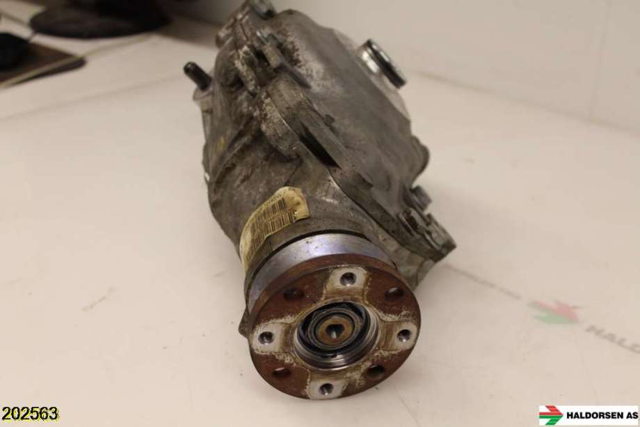 Kardang til BMW 5-Serie 2003-2010 (E60/E61) (E60/E61) (BMW|31 50 7 555 877|)