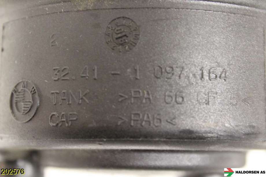 Servo oljebeholder til BMW 5-Serie 2003-2010 (E60/E61) (E60/E61) (BMW|32 41 6 851 217|)