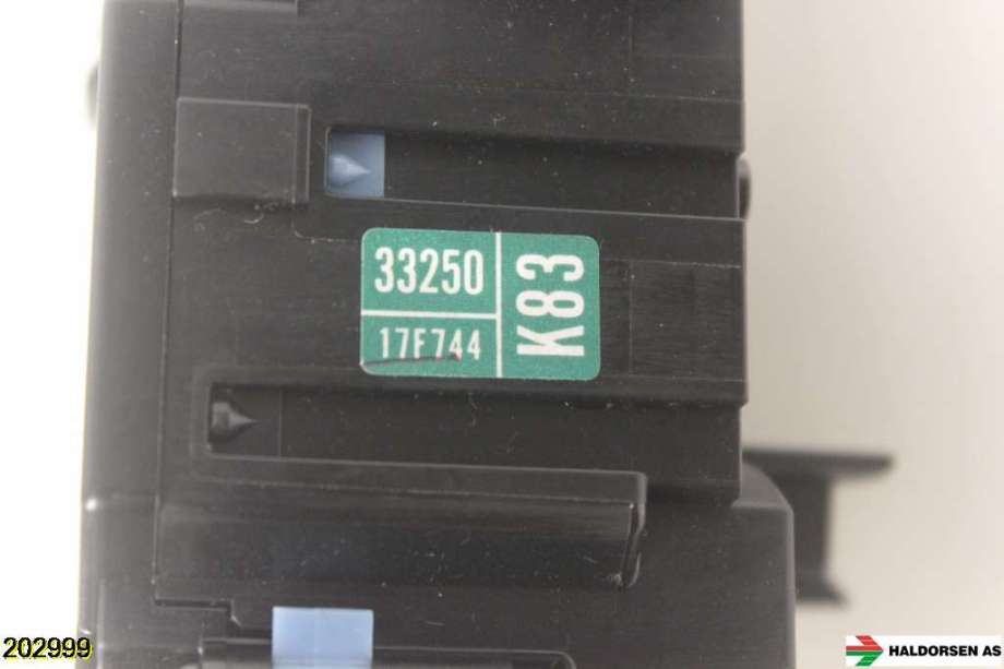 Bryter blink til Toyota RAV4 2013-2015 (Type IV, Fase 1)  (TOYOTA|84140-33250||33250 17F744)