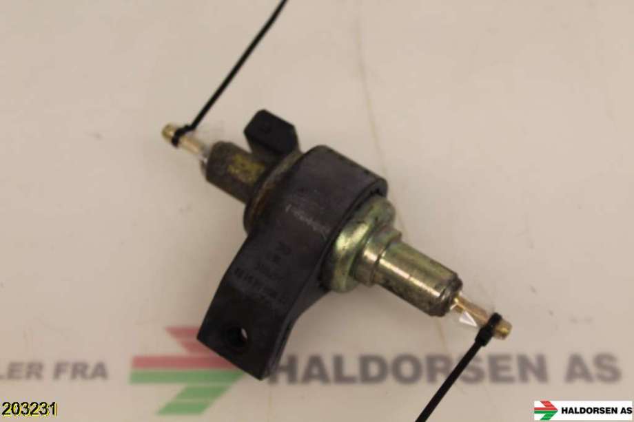 Dieselpumpe til VW Transporter / Caravelle 2003-2009 (Fase 1) (T5) (T5) (VOLKSWAGEN|89372A|)
