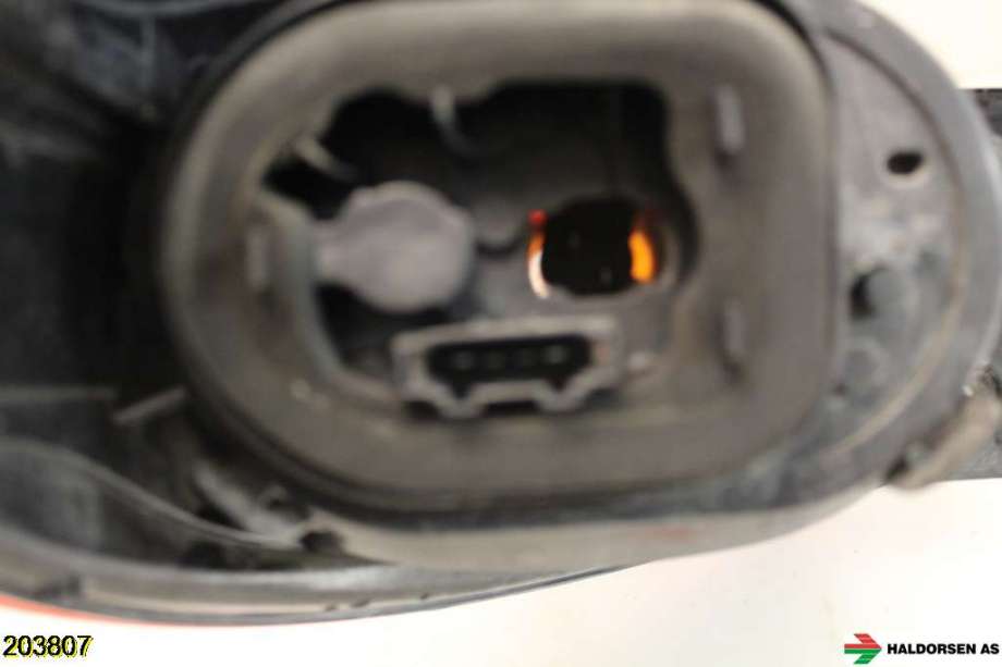 Baklykt høyre til VW Tiguan 2007-2011 (Type I, Fase 1)  (VOLKSWAGEN|5N0 945 096 H|)