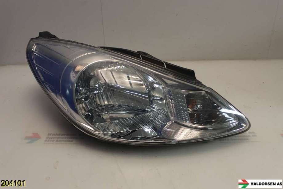 Frontlykt høyre halogen til Hyundai i10 2008-2013 (Type I)  (HYUNDAI|92102 0X020|)
