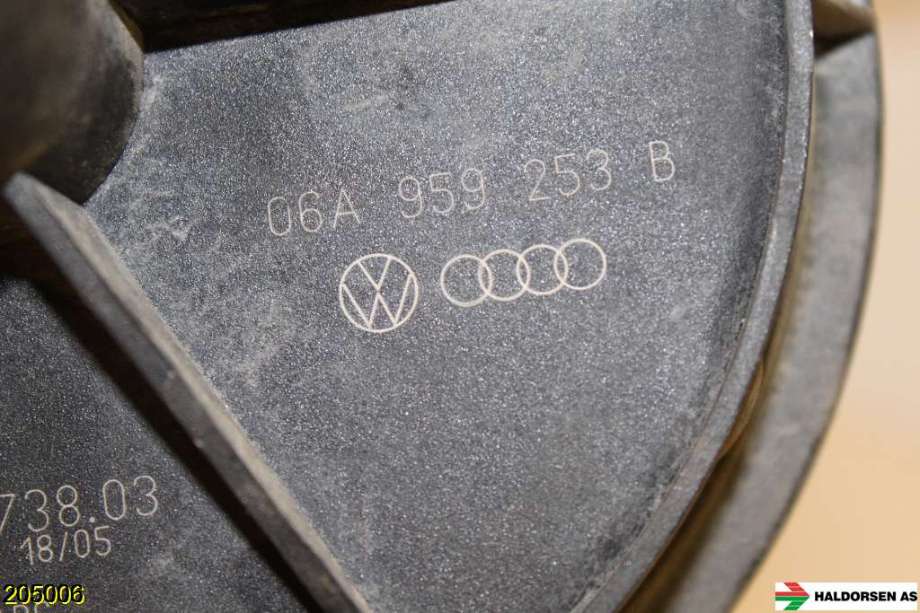 Diverse deler til VW Golf V, Combi 2003-2008 (VOLKSWAGEN|064 959 253 B||06A 131 333 C)