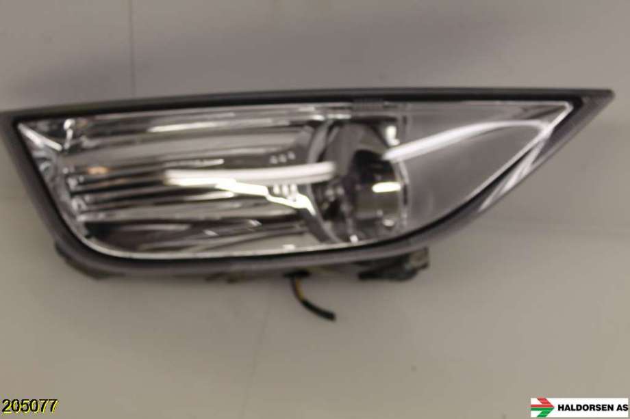 Tåkelykt høyre foran til Ford Mondeo 2011-2014 (Type IV, Fase 2)  (FORD|BS71-15K201-AB|1731475|)