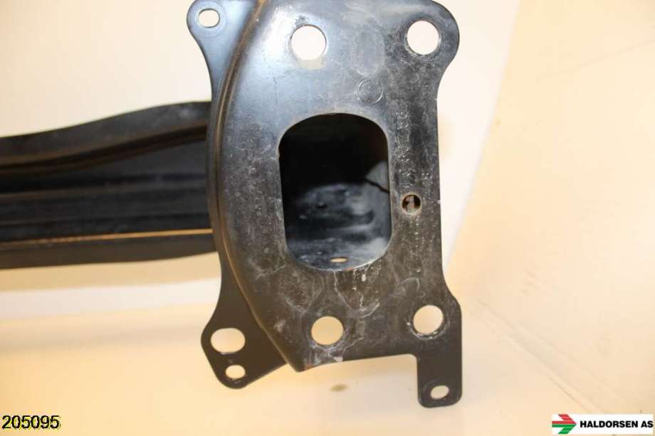 Støtfangerforsterkning foran til VW Golf V, Combi 2003-2008  (VOLKSWAGEN|1K0 807 109 C|)