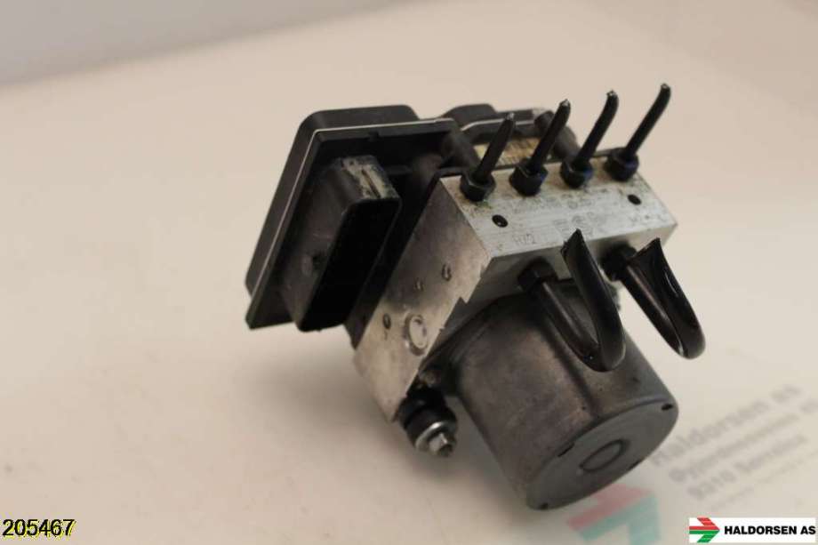 ABS sentral til Audi A4 2004-2008 (Type III) (B7) (B7) (AUDI|8E0 614 517 AT|0 265 234 330|8EO910517B018)