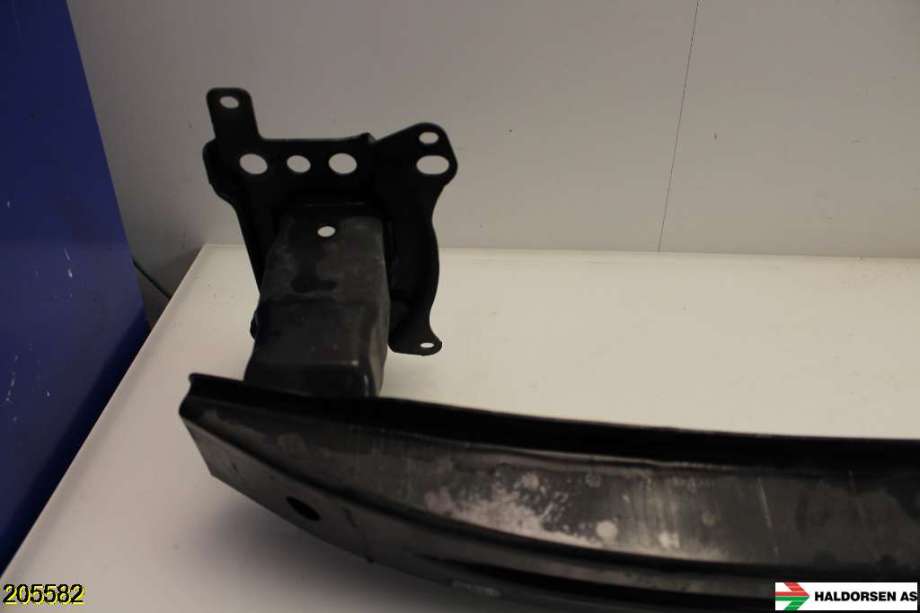 Støtfangerforsterkning foran til VW CC 2008-2012 (PASSAT CC) (PASSAT CC) (VOLKSWAGEN|)