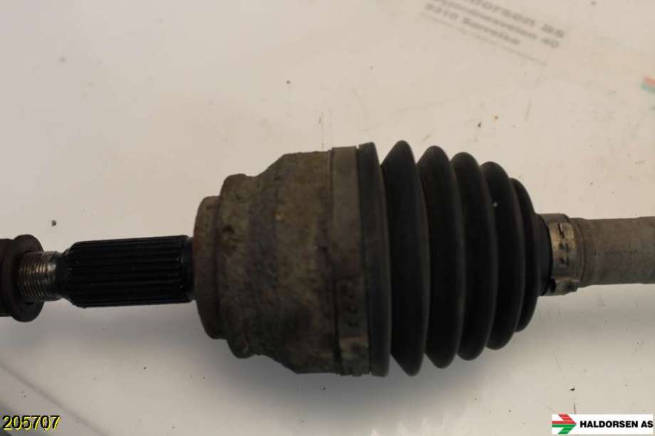 Drivaksel høyre foran til Jeep Compass 2007-2009 (Type I, Fase 1)  (JEEP||P05085250AB)