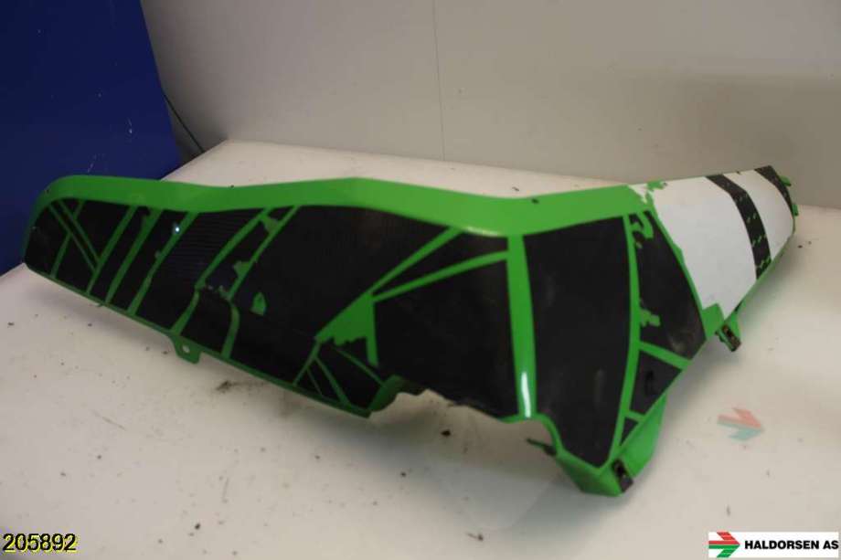 Skjerm høyre foran til ATV ATV diverse merker 0-->> (ARCTIC CAT WILDCAT TRAIL XT700|)