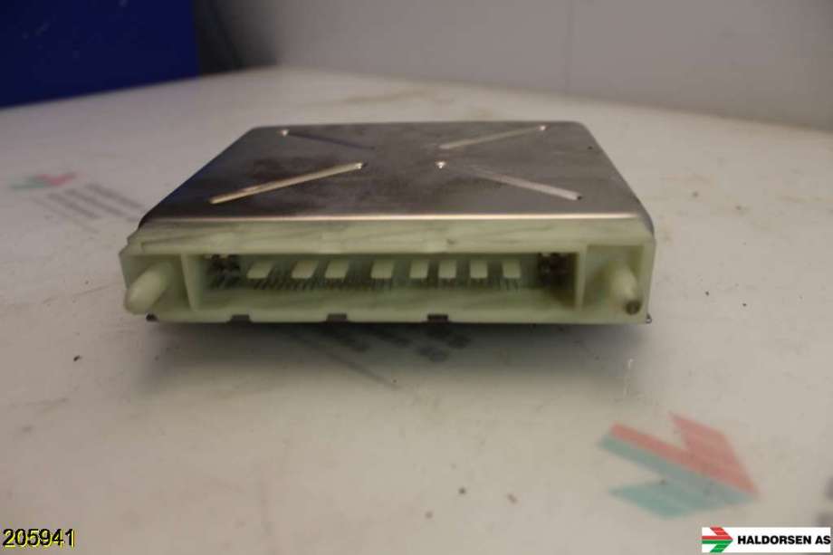 Styreenhet girkasse til Volvo V70 2005-2007 (Type II, Fase 2)  (VOLVO|9442707|1T0101C00|P30735493)