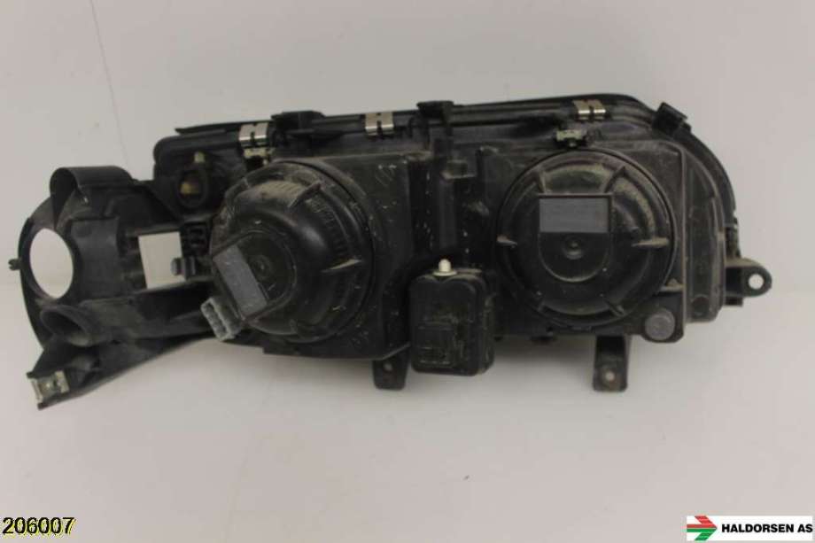Frontlykt venstre halogen til Volvo S80 1998-2006 (Type I)  (VOLVO|8639557||89007829)