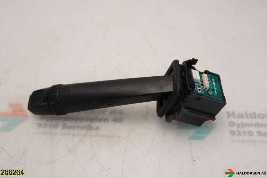 Bryter visker til Volvo XC70 2001-2004 (Type I, Fase 1)  (VOLVO|31268570|)