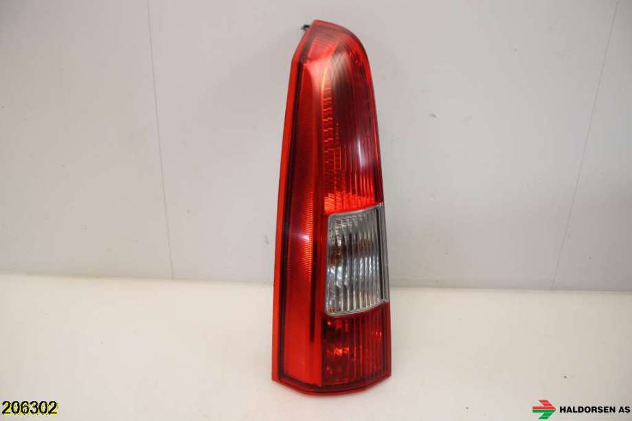 Baklykt venstre til Volvo XC70 2001-2004 (Type I, Fase 1)  (VOLVO|30655374|)