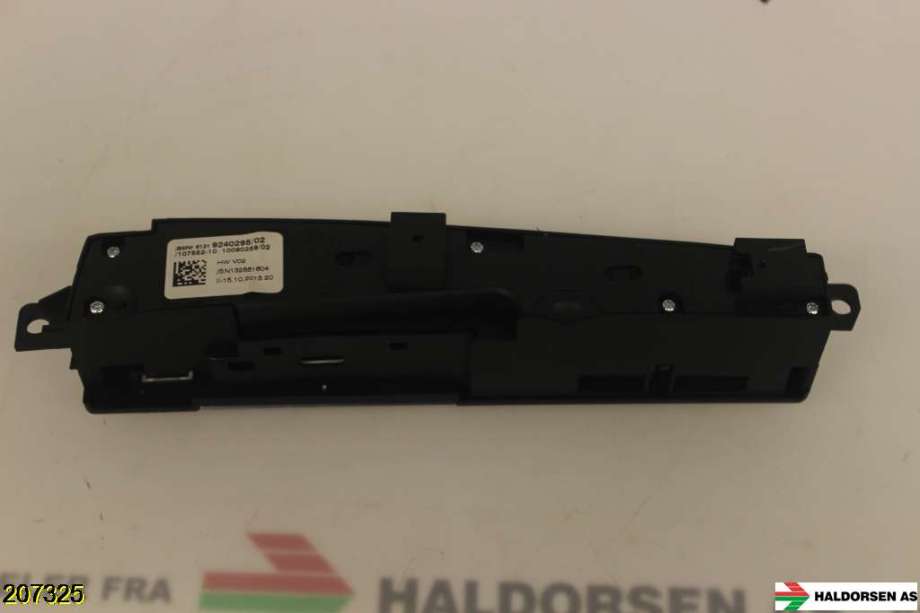 Bryter diverse til BMW X3 2010-2017 (F25) (F25) (BMW|61 31 9 267 892||6131 9240295/02)