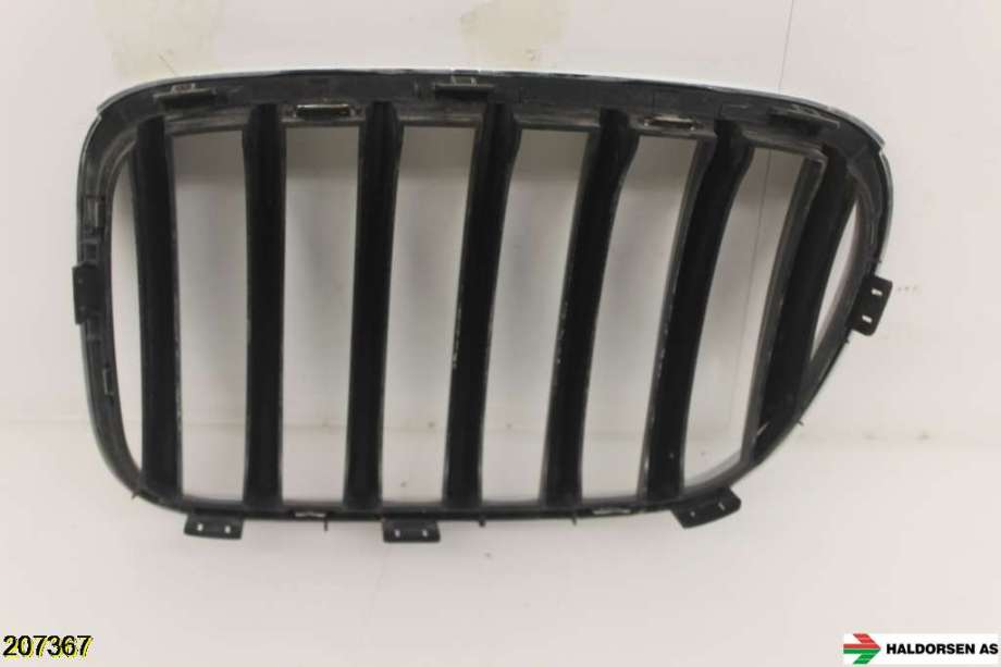 Grill høyre til BMW X3 2010-2017 (F25) (F25) (BMW|51 11 7 210 726||10627110)