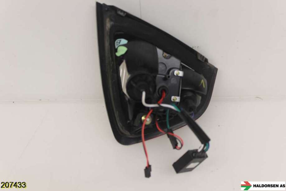 Baklykt venstre indre til BMW 3-Serie 2005-2011 (E90/E91/E92/E93) (E90/E91/E92/E93) (BMW|63 21 6 937 459|)