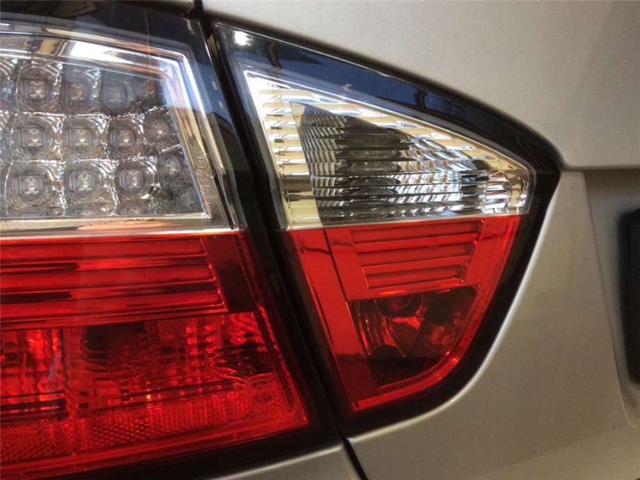 Baklykt venstre indre til BMW 3-Serie 2005-2011 (E90/E91/E92/E93) (E90/E91/E92/E93) (BMW|63 21 6 937 459|)