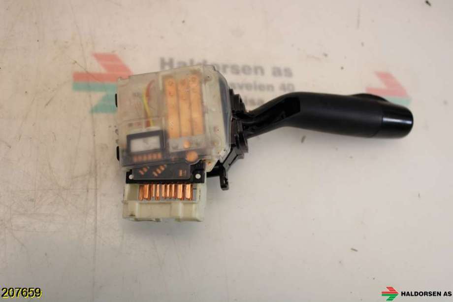 Bryter blink til Suzuki Grand Vitara 1998-2005 (Type II)  (SUZUKI||17A089 C)
