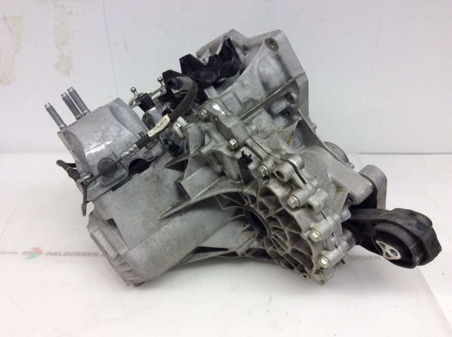 Girkasse manuell 6-trinn til Ford Fiesta 2017-->> (Type VII)  (FORD|2523452|C6MX65|2712876)