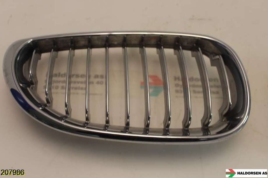 Grill høyre til BMW 5-Serie 2003-2010 (E60/E61) (E60/E61) (BMW|51 13 7 027 062|)