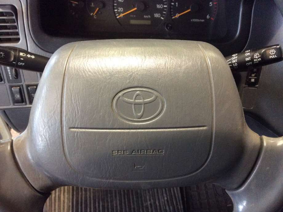 Airbag rattpute til Toyota Hiace, 2001-2006 (Fase 2) (TOYOTA|4513026340B0)