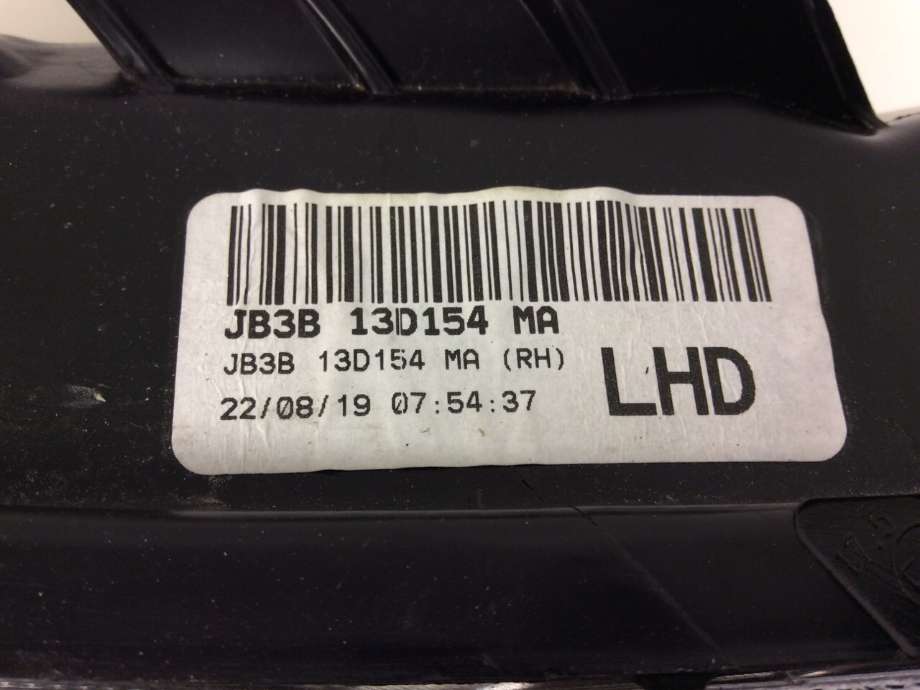 Frontlykt høyre halogen til Ford Ranger / Ranger Raptor 2015-2022  (FORD|JB3B-13D154-MA|)