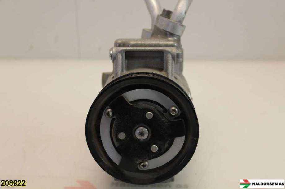 Aircondition kompressor til VW Golf, Plus/Cross 2009-2013 (Fase 2)  (VOLKSWAGEN|5K0 820 803|1K0 820 808 F|5NO 820 803 E)
