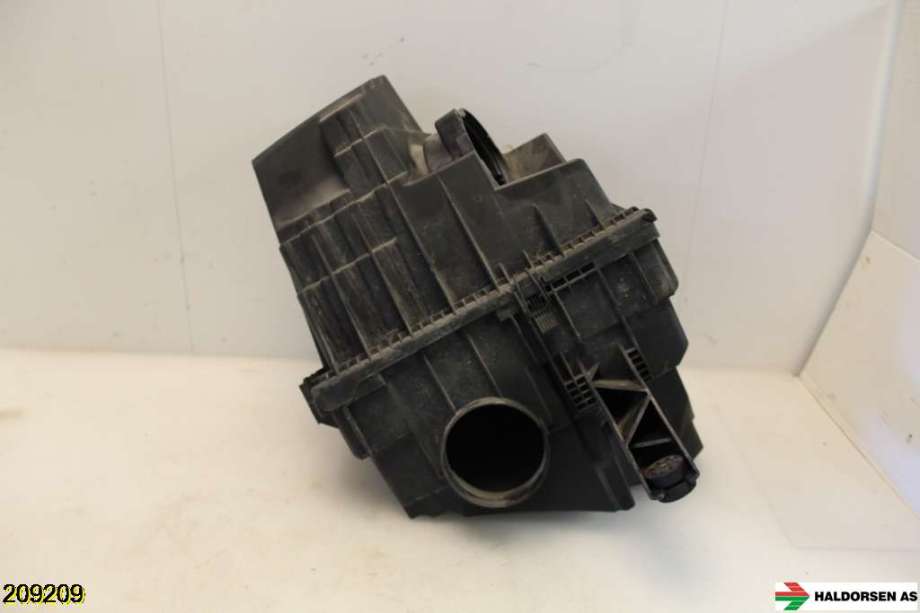 Luftfilterboks til VW Transporter / Caravelle 2003-2009 (Fase 1) (T5) (T5) (VOLKSWAGEN|7H0 129 607 J|)