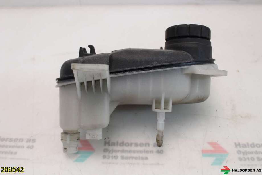 Ekspansjonstank til Mercedes Vito 2014-->> (W447) (W447) (MERCEDES|A 447 500 00 49|)