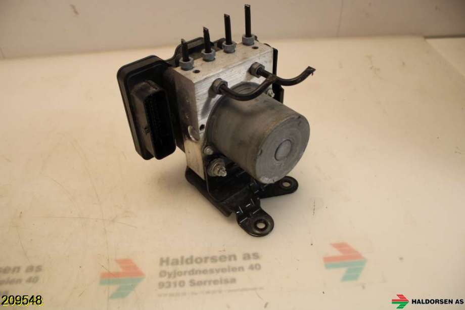 ABS sentral til Mercedes Vito 2014-->> (W447) (W447) (MERCEDES|A 447 900 39 02|)