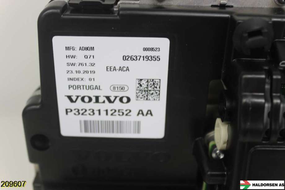 Instrumentpanel til Volvo V60 / V60 CC 2018-->> (Type II)  (VOLVO|36010424|)