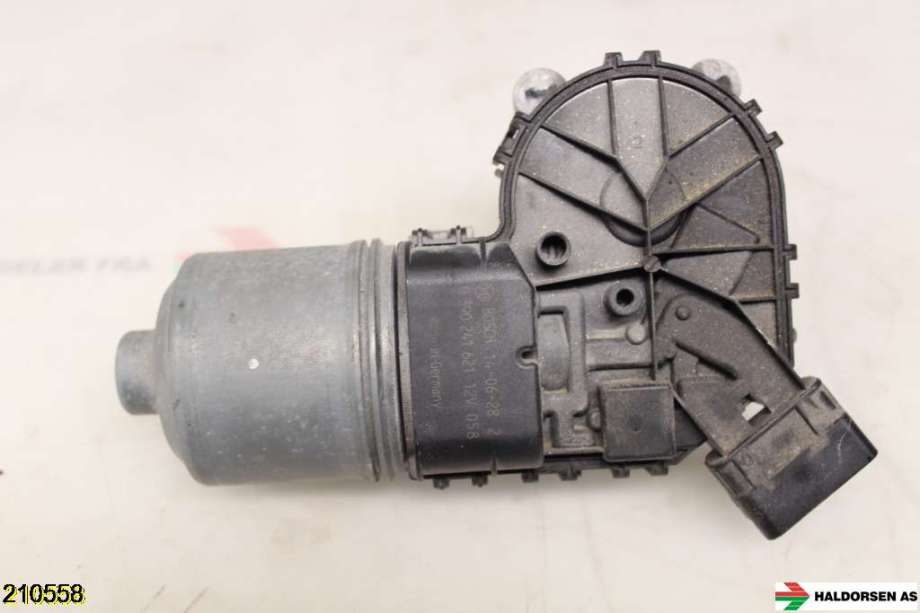 Viskermotor frontrute til Peugeot Partner 2008-2015 (Type II, Fase 1)  (PEUGEOT|0 390 241 621||0390241621)