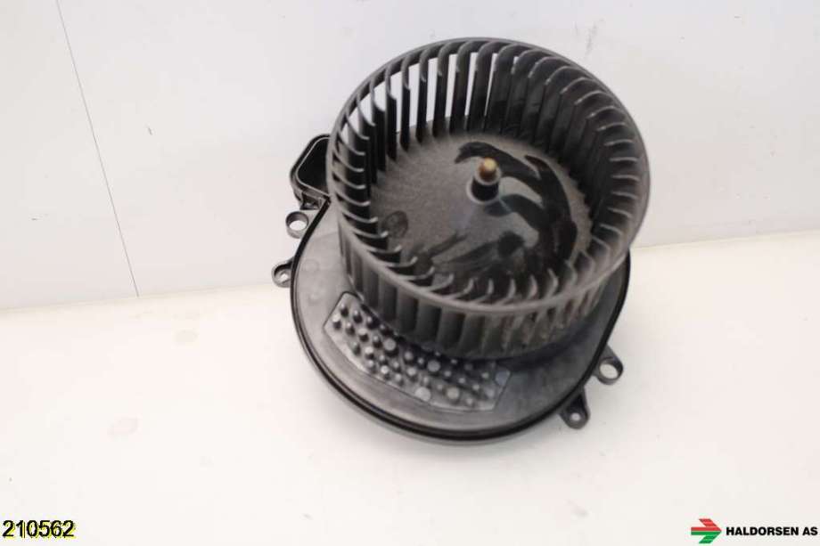 Varmeapparat motor til BMW 3-Serie 2012-2018 (F30/F31/F34) (F30/F31/F34) (BMW|64 11 9 237 557|)
