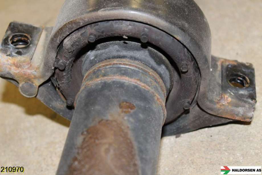 Mellomaksel til Nissan Qashqai 2014-2021 (Type II)  (NISSAN|370004EB0A|)
