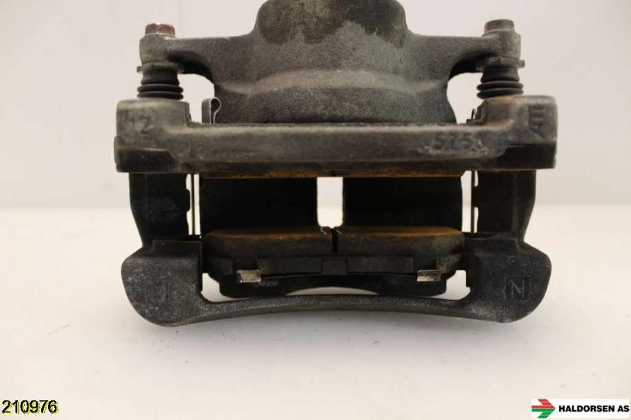 Bremsecaliper venstre foran til Nissan Qashqai 2014-2021 (Type II)  (NISSAN|410114EA0A|)