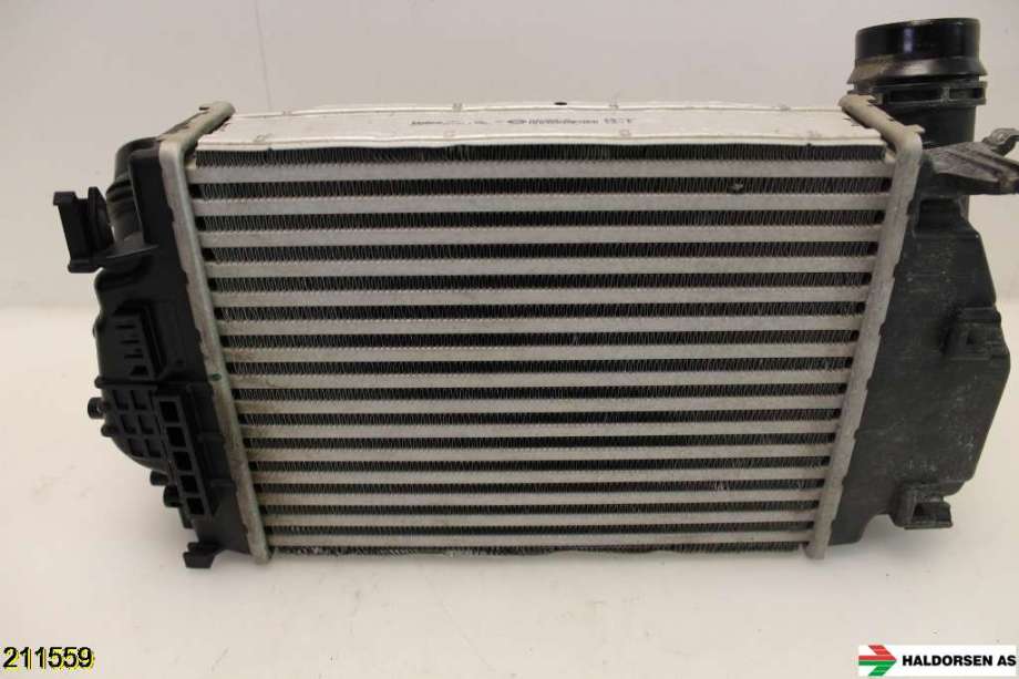 Intercooler til Nissan Qashqai 2014-2021 (Type II)  (NISSAN||14461 4EB1B)
