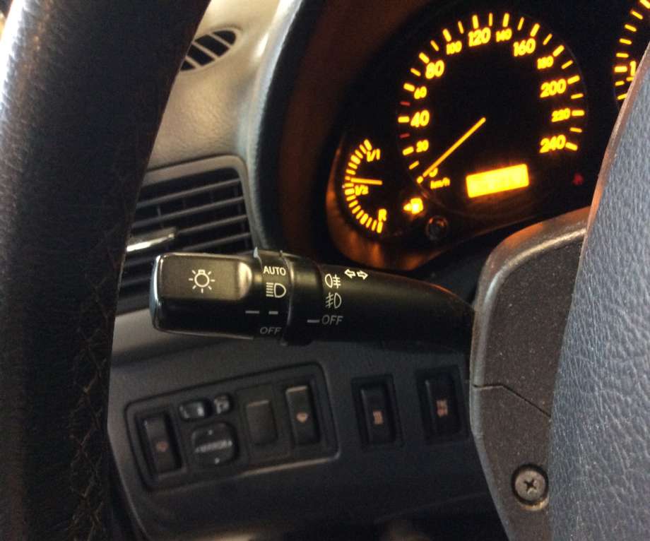 Bryter blink til Toyota Avensis, 2003-2008 (Type II)  (TOYOTA|84140-05140)