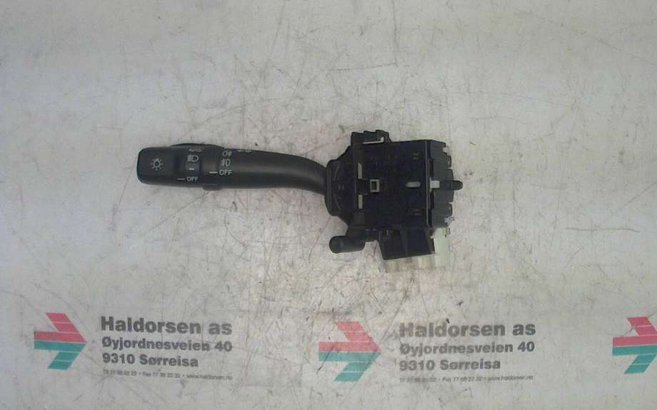 Bryter blink til Toyota Avensis 2003-2008 (Type II) (TOYOTA|84140-05140|)